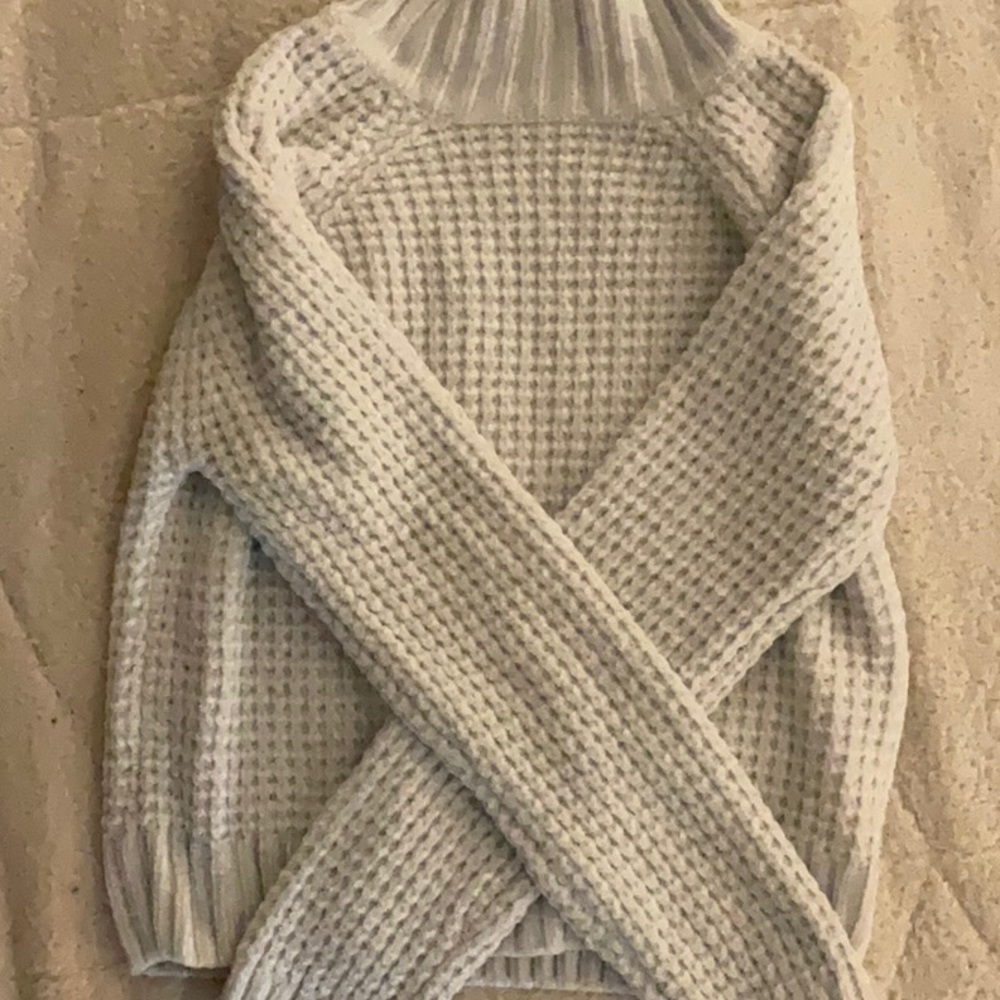 Poof Apparel white knitted sweater